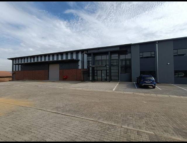INDUSTRIAL PROPERTY TO RENT IN LASER PARK